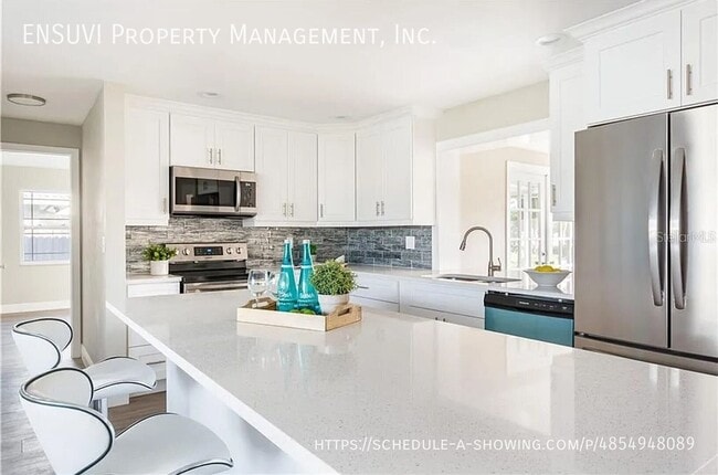 Photo - 2047 Imperial Way