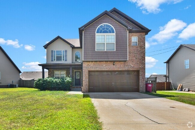 Building Photo - Pet Friendly Four Bedroom! Rental