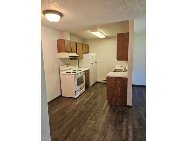 Photo - 551 Lakeview Rd Unit 2