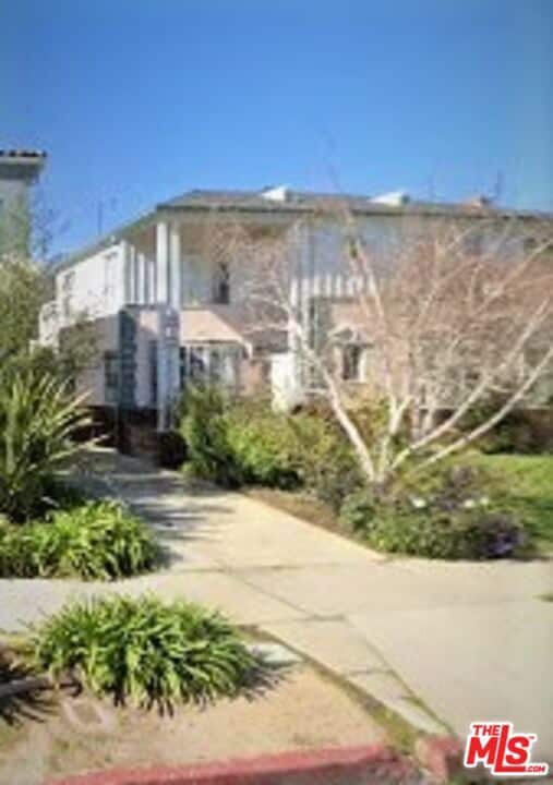 Building Photo - 1089 S Ogden Dr Unit 1089-1/2
