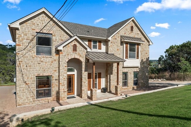 Photo - 14000 Saskatchewan Dr