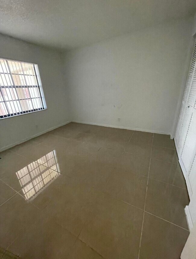 Photo - 4285 Oak Terrace Dr