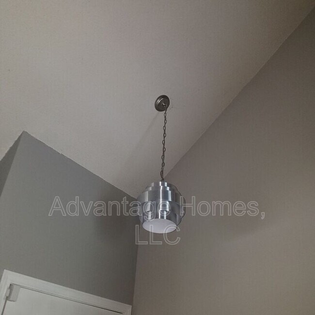 Photo - 304 W 132 St