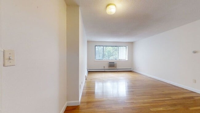 Building Photo - 1-bed Brighton @ Boston Landing