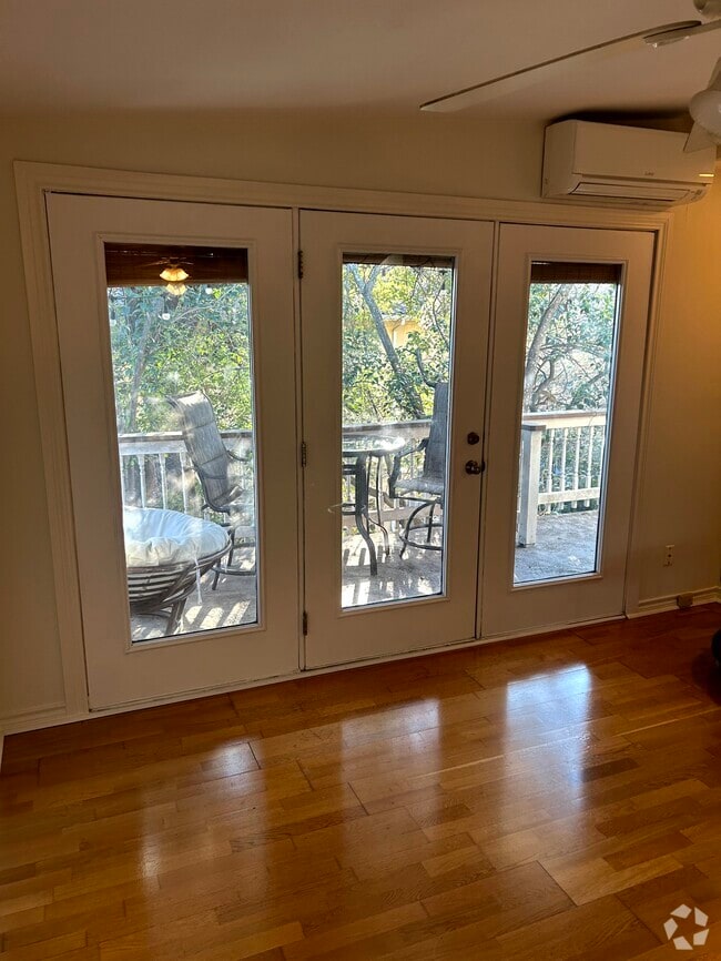 Building Photo - 607 Upson St Unit A Rental