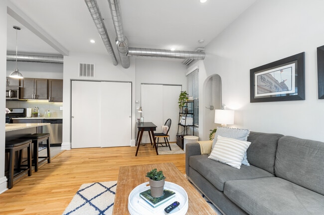 Photo - 846 W Sheridan Rd Unidad 1R