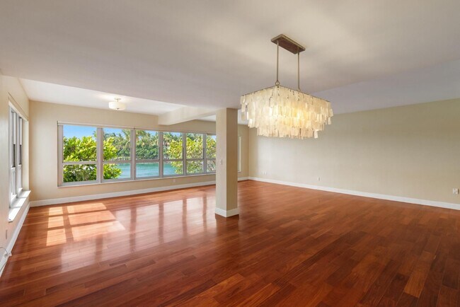 Photo - 9102 W Bay Harbor Dr Unit # 2-DW