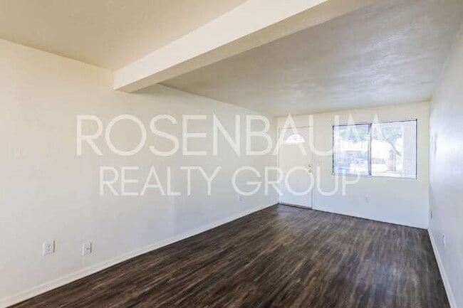 Photo - 455 W Kelso St Unidad APT 118