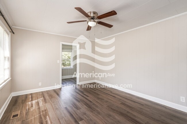 Photo - 2704 Alta Vista Ave