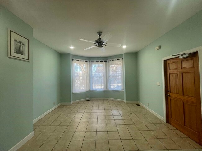 Building Photo - 1971 John F. Kennedy Blvd