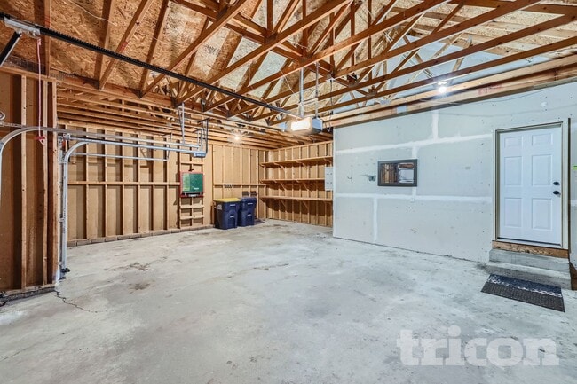 Photo - 17475 Glacier Wy