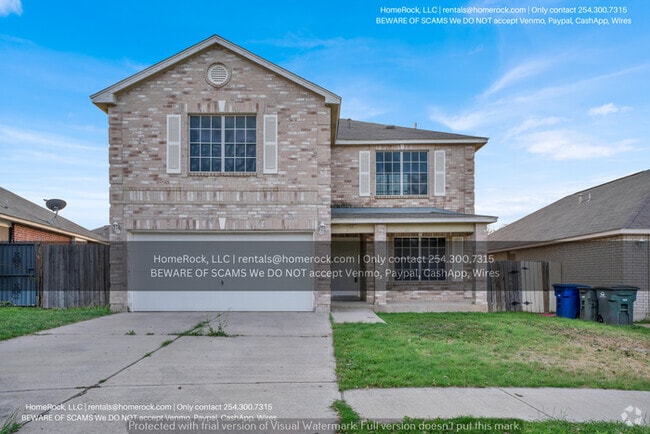 Building Photo - 3 Bedroom 2.5 Bath Available Rental