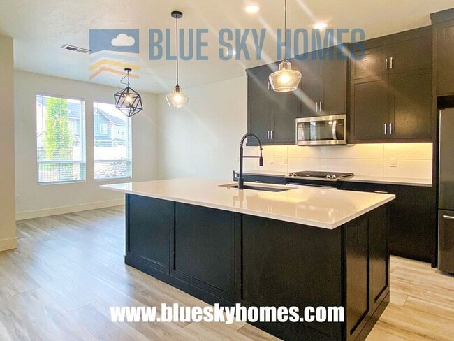 Photo - 1836 E Knobcone Dr