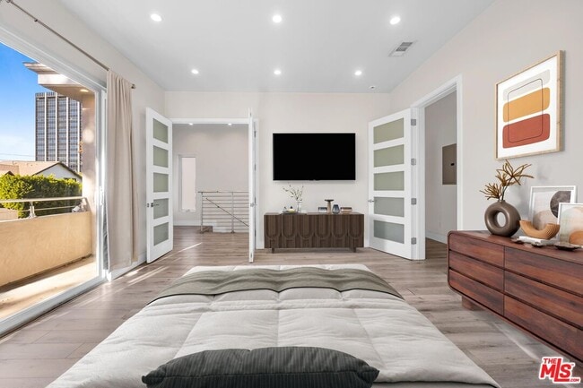 Photo - 4538 Dempsey Ave