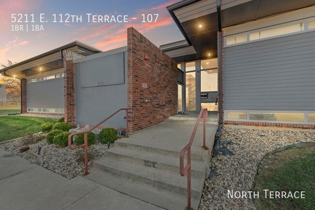 Building Photo - 5211 E 112 Terrace Unit 107