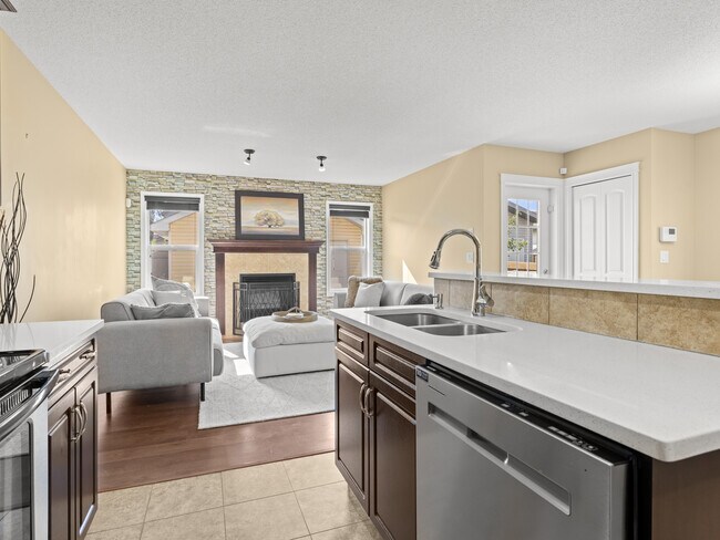 Photo - 273 McConachie Dr NW