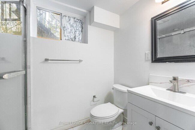 Photo - 406 Tamarack Dr