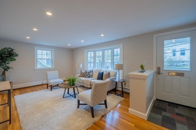 Photo - 55 Sutherland Rd