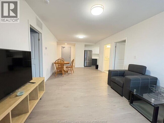 Photo - 3290 Stella Crescent Unité 502