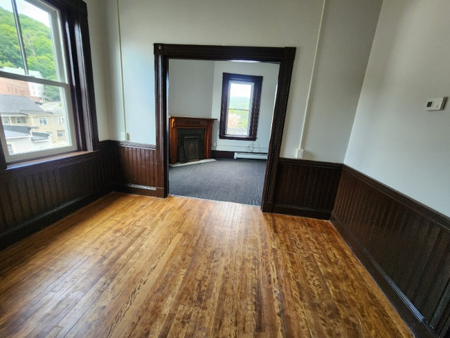 Photo - 10 Langdon St Unit 304