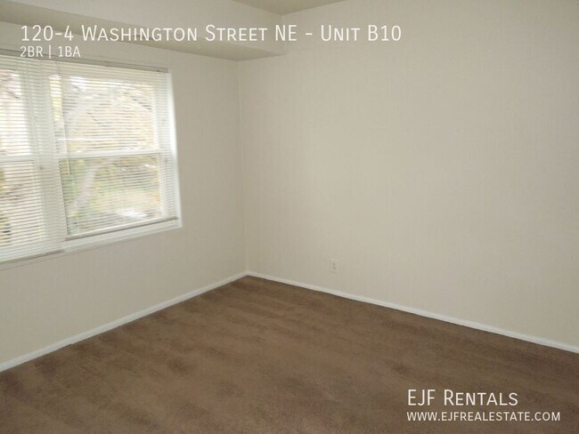 Photo - 120-4 Washington St NE Unit B10