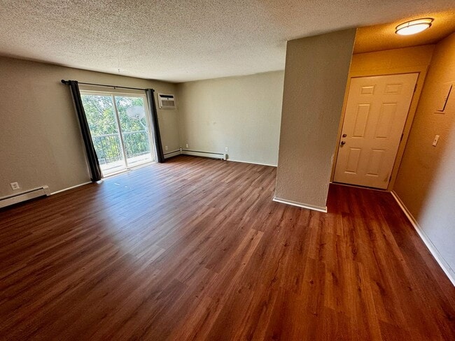York Ave Apartments