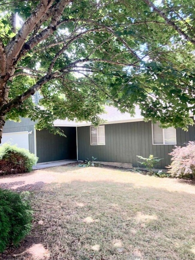Photo - Charming 3 Bedroom, 2 Bathroom Gresham Home