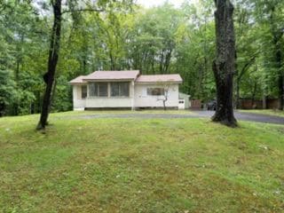 Photo - 130 Whitlock Rd