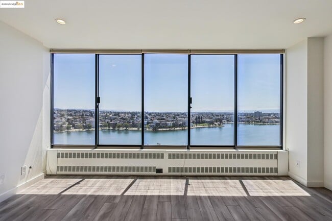 Photo - 565 Bellevue Ave Unit 1708
