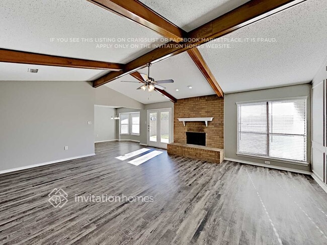 Photo - 4902 Green Hollow Dr