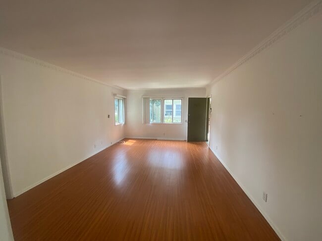 Photo - 12737 Venice Blvd. Unit 12737