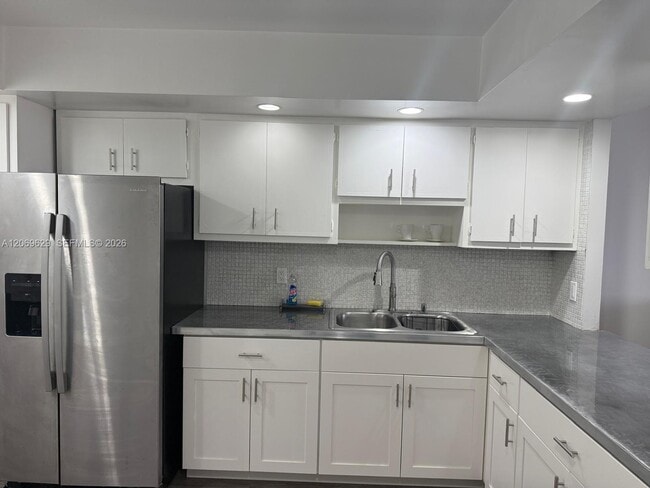 Photo - 1351 NE Miami Gardens Dr Unit 1113E