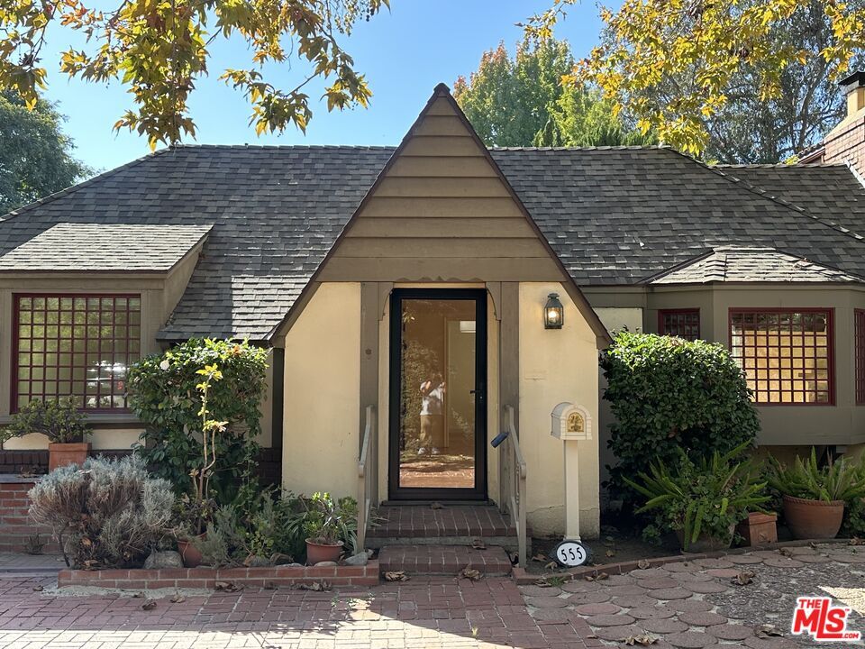 Photo - 555 S Westgate Ave