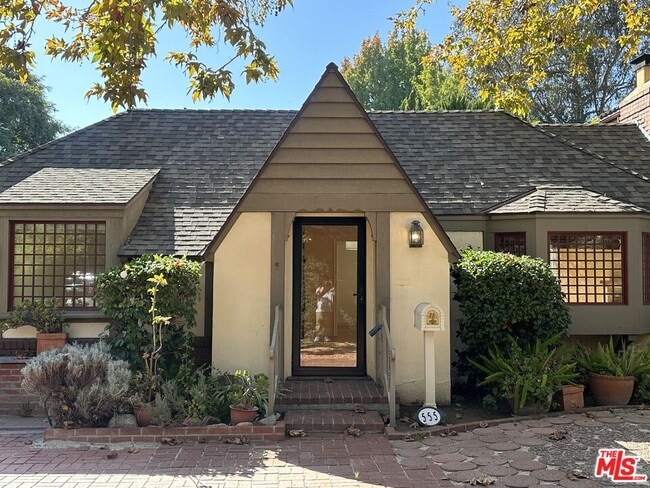 Building Photo - 555 S Westgate Ave