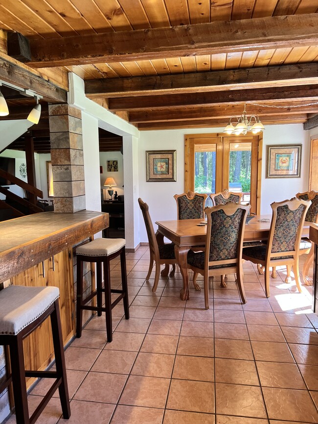 Photo - 260 Rustic Ln