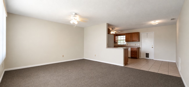 1438 Thousand Roses Dr S