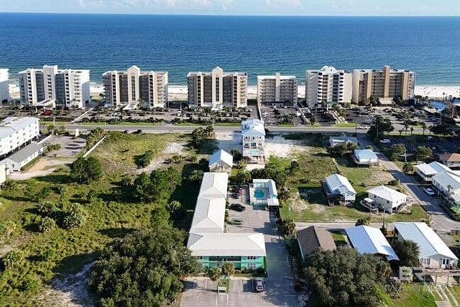 Photo - 979 W Lagoon Ave