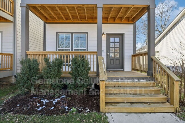 Photo - 1609 9th Ave N