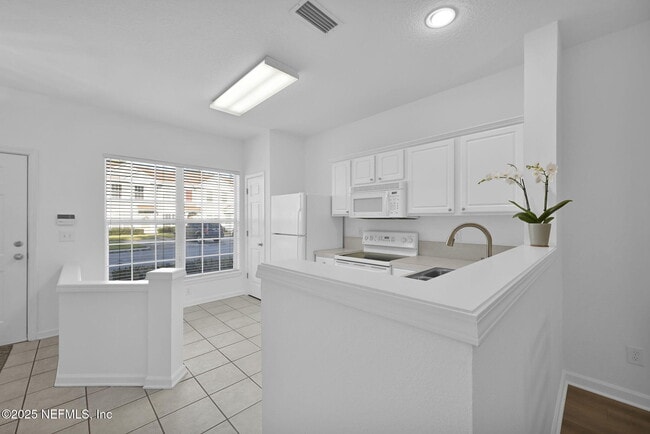 Photo - 3578 Twisted Tree Ln