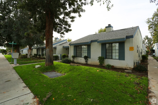 Photo - Blue Ridge Apartments