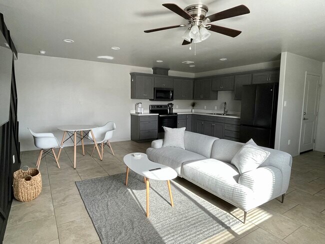 Photo - 155 W 12th St Apartments