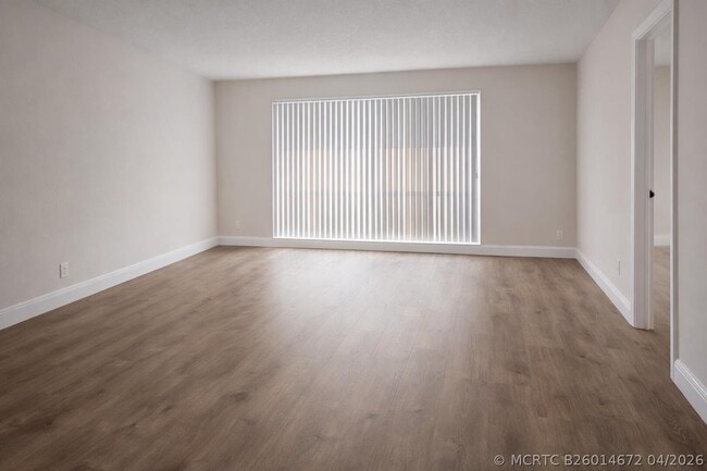 Photo - 541 NE 48th St Unit Apt 205