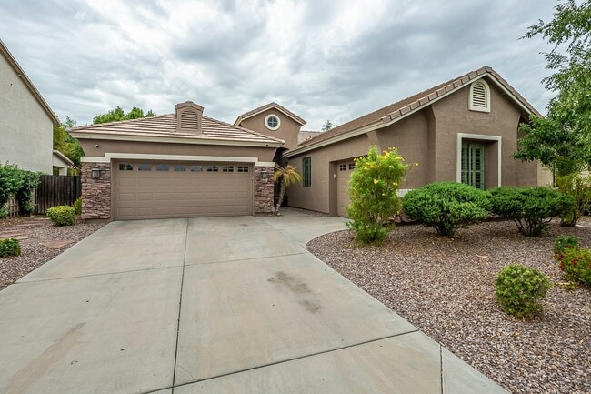 Photo - 1819 E Fawn Dr