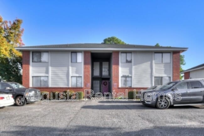 Building Photo - 3001 Strickland Ct