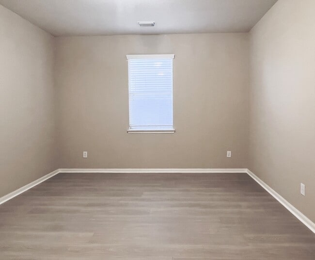 Building Photo - 719 Pickett Hill Ln