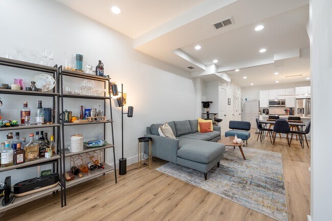 Photo - 72 Nelson Ave