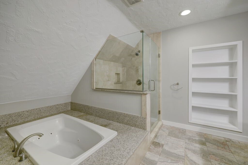 Photo - 3605 Plumb St