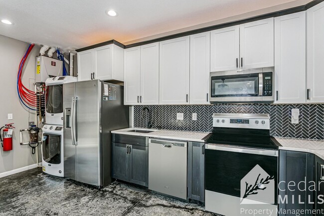 Photo - 109 N Main St Unit #200