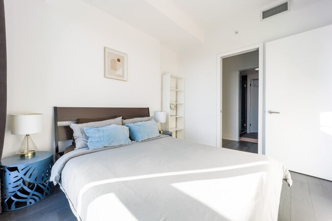 Photo - 1288 Av. des Canadiens-de-Montréal Unit 3610