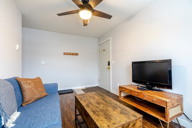 Photo - 400 Riverside Way Unit SI ID1473858P
